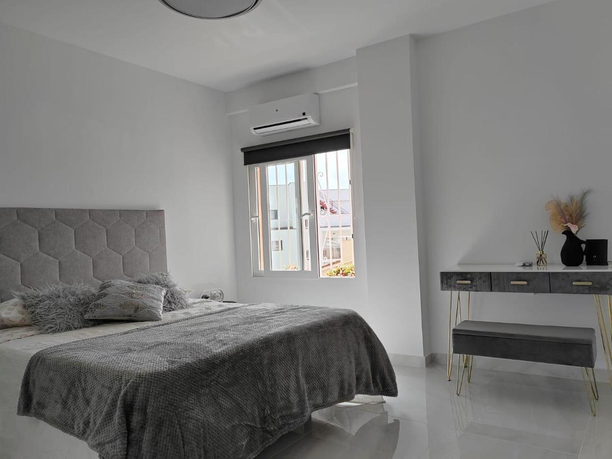 Apartamento La Torre,200M Hasta La Playa Бенальмадена Экстерьер фото